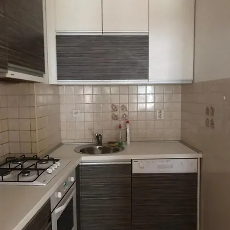 Royal Center Apartment